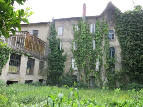 Façade de l'hôtel, côté parc